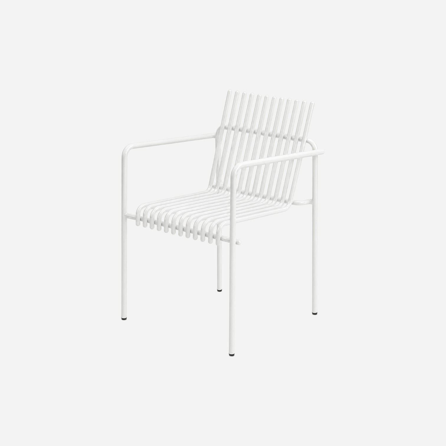 Addo Shop Zeroquindici .015 Amalfi chair with arms in white, featuring a minimalist slatted metal frame design.