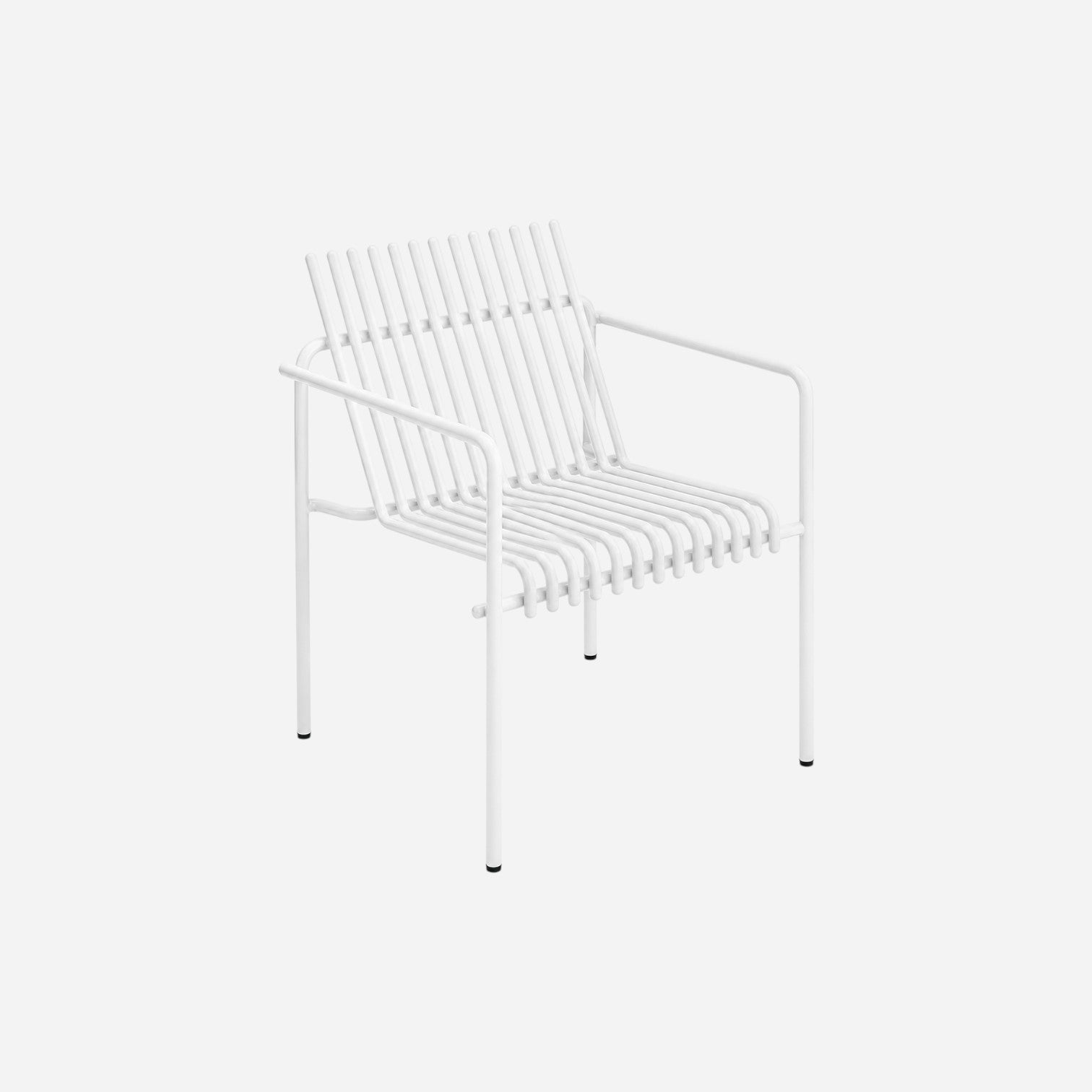 Addo Shop Zeroquindici .015 Amalfi lounge chair in white with a minimalist tubular metal slat design.