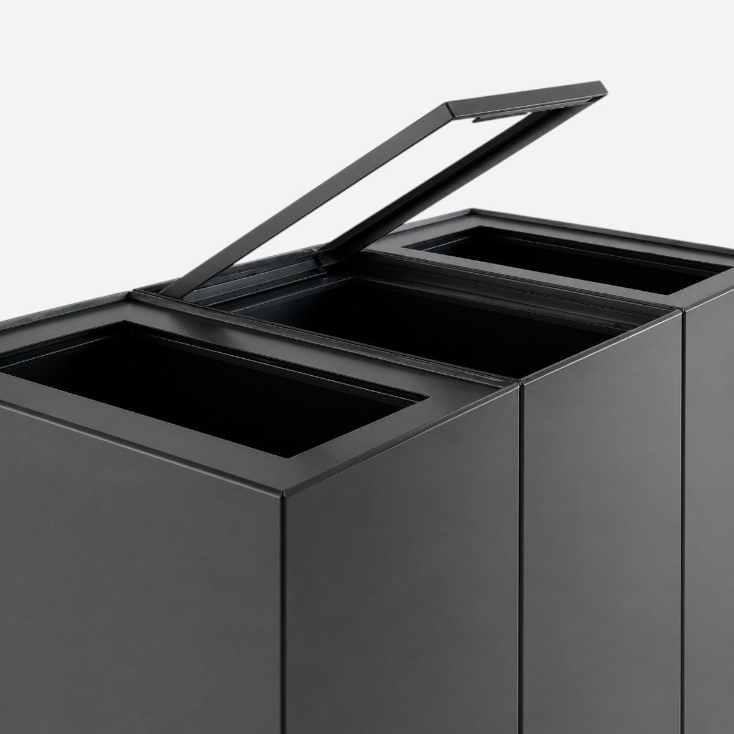 Addo Shop Maximo 60L modular recycling bin in matte black with a hinged lid for easy waste sorting.
