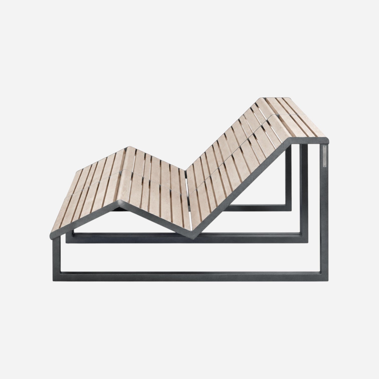Addo Shop VENTIQUATTRORE.h24 chaise longue with a modern dark metal frame and light wood slatted seat design.