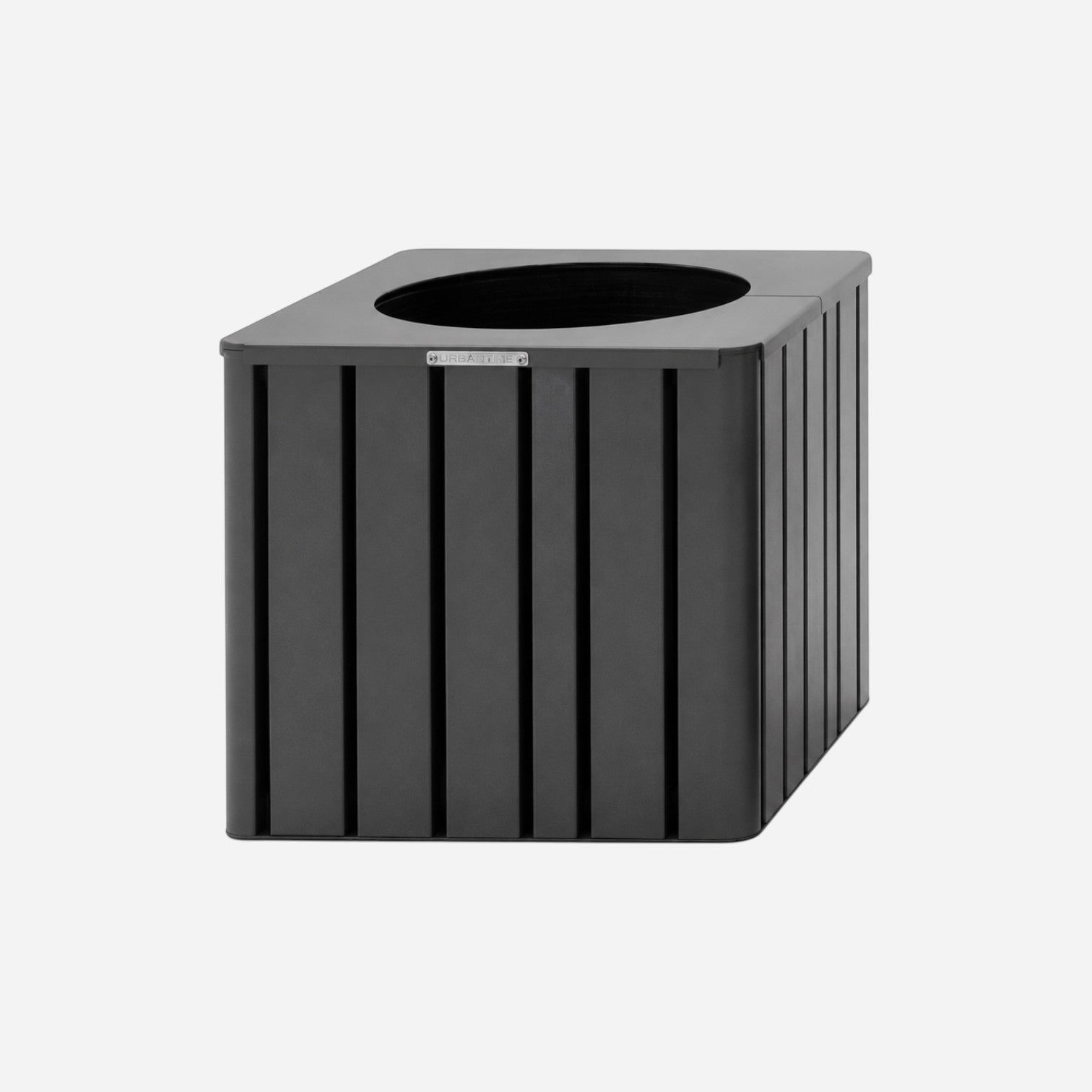 Addo Shop VENTIQUATTRORE.h24 black metal decorative planter with a modern slatted design for outdoor spaces.