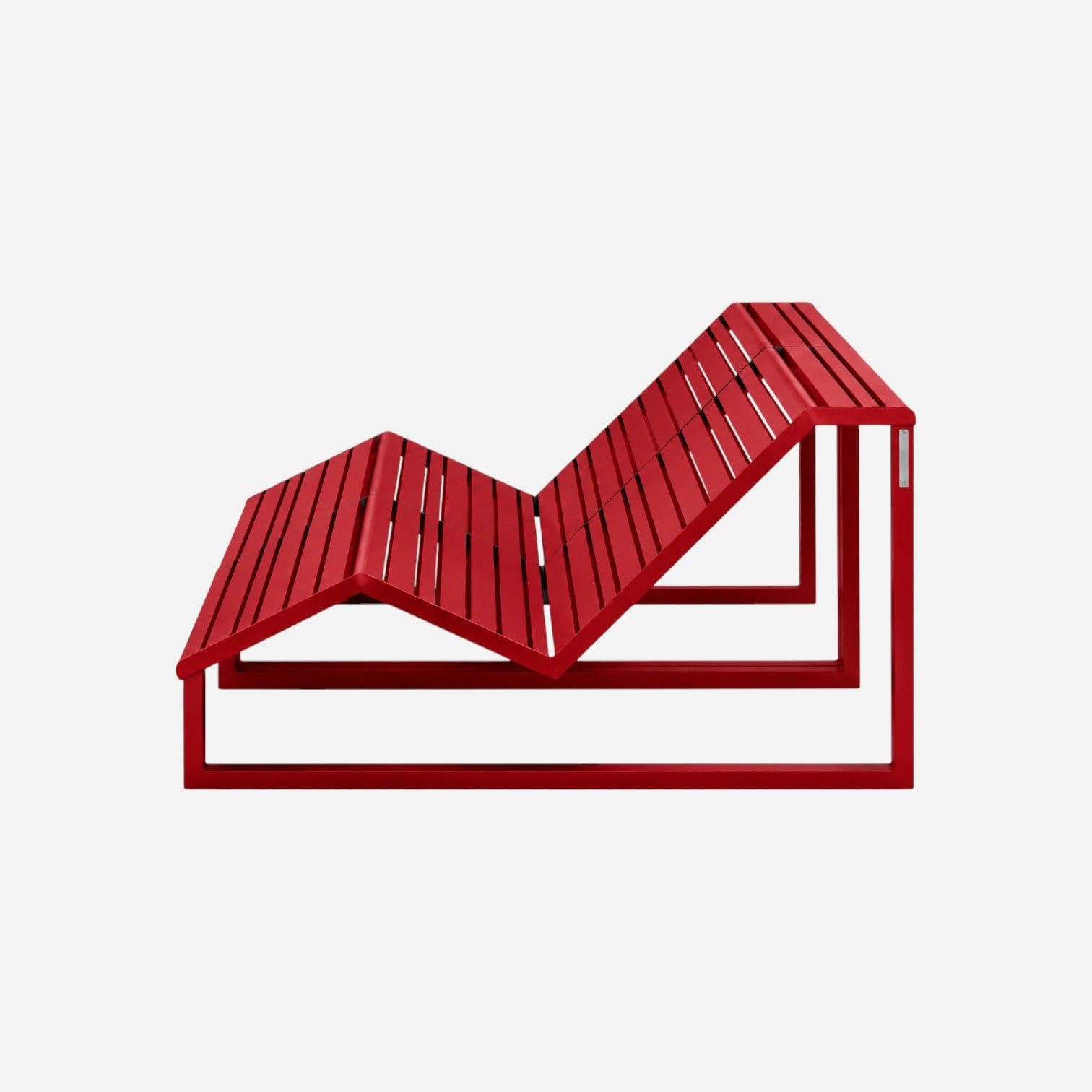 Addo Shop VENTIQUATTRORE.h24 red metal chaise longue with a modern slatted design for outdoor relaxation.