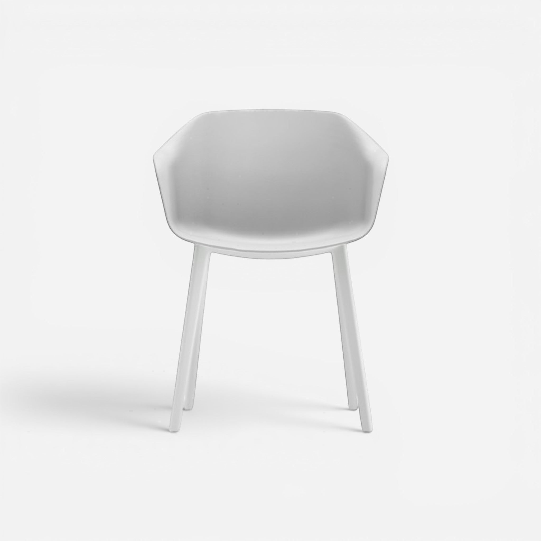 Addo Shop Payal white plastic cafe chair with four plastic legs and a curved backrest.