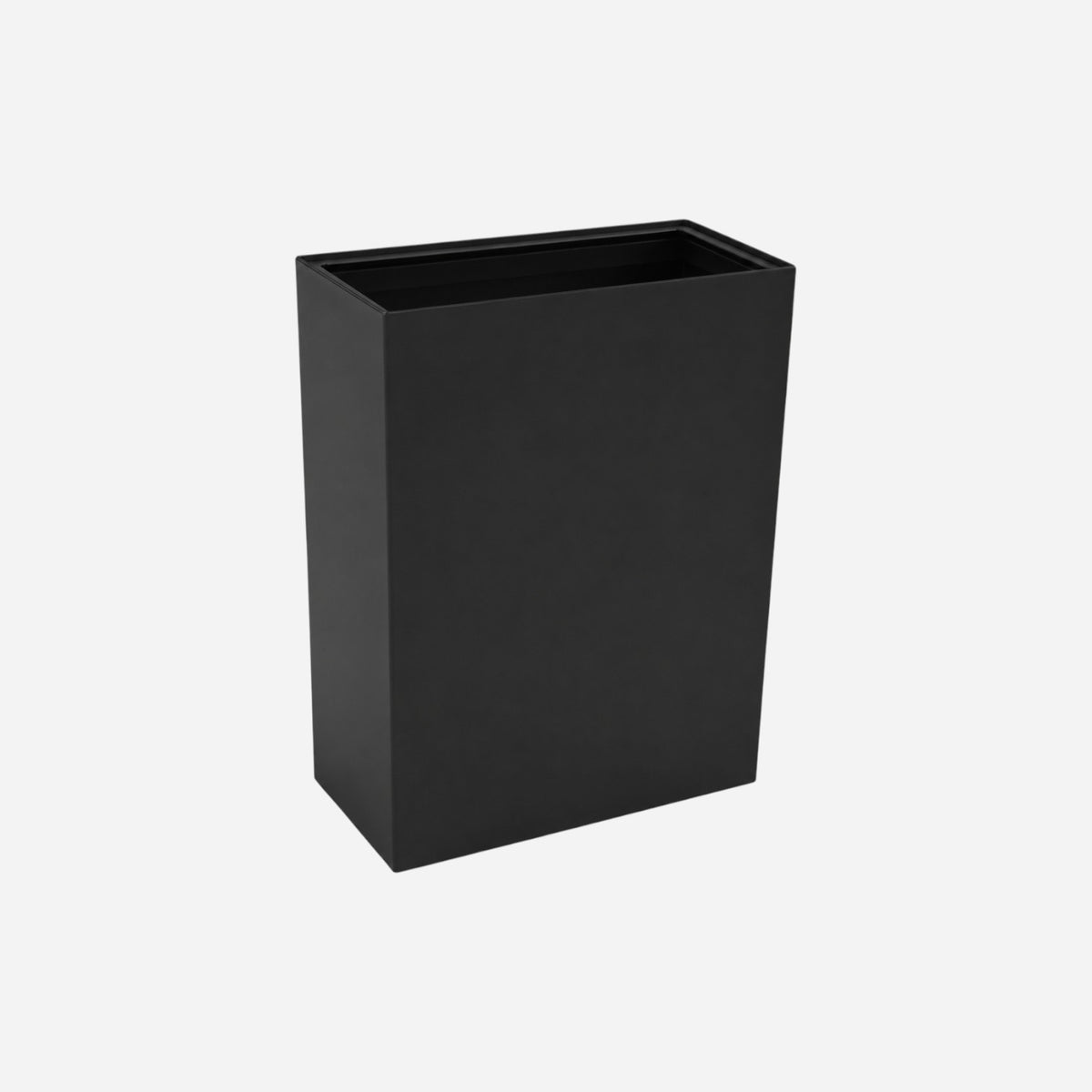 Caimi Design Collection saksı 60 x 30 x 80 cm, mat siyah dikdörtgen gövde, beyaz fonda açılı görünüm
