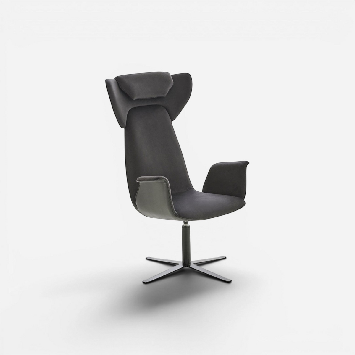 Spina 01 lounge koltuğu koyu gri varyantı, koyu gri kumaş döşeme ve suni deri yan panel, başlıklı, açılı görünüm